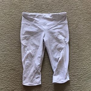 White mesh Lululemon cropped Leggings